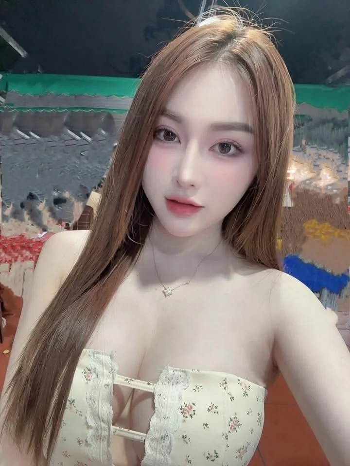 Gái Xinh Ngày 12/10/2025 ảnh số 10 nhà cái fly88